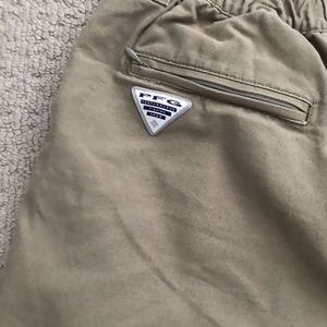 Columbia PFG cargo shorts